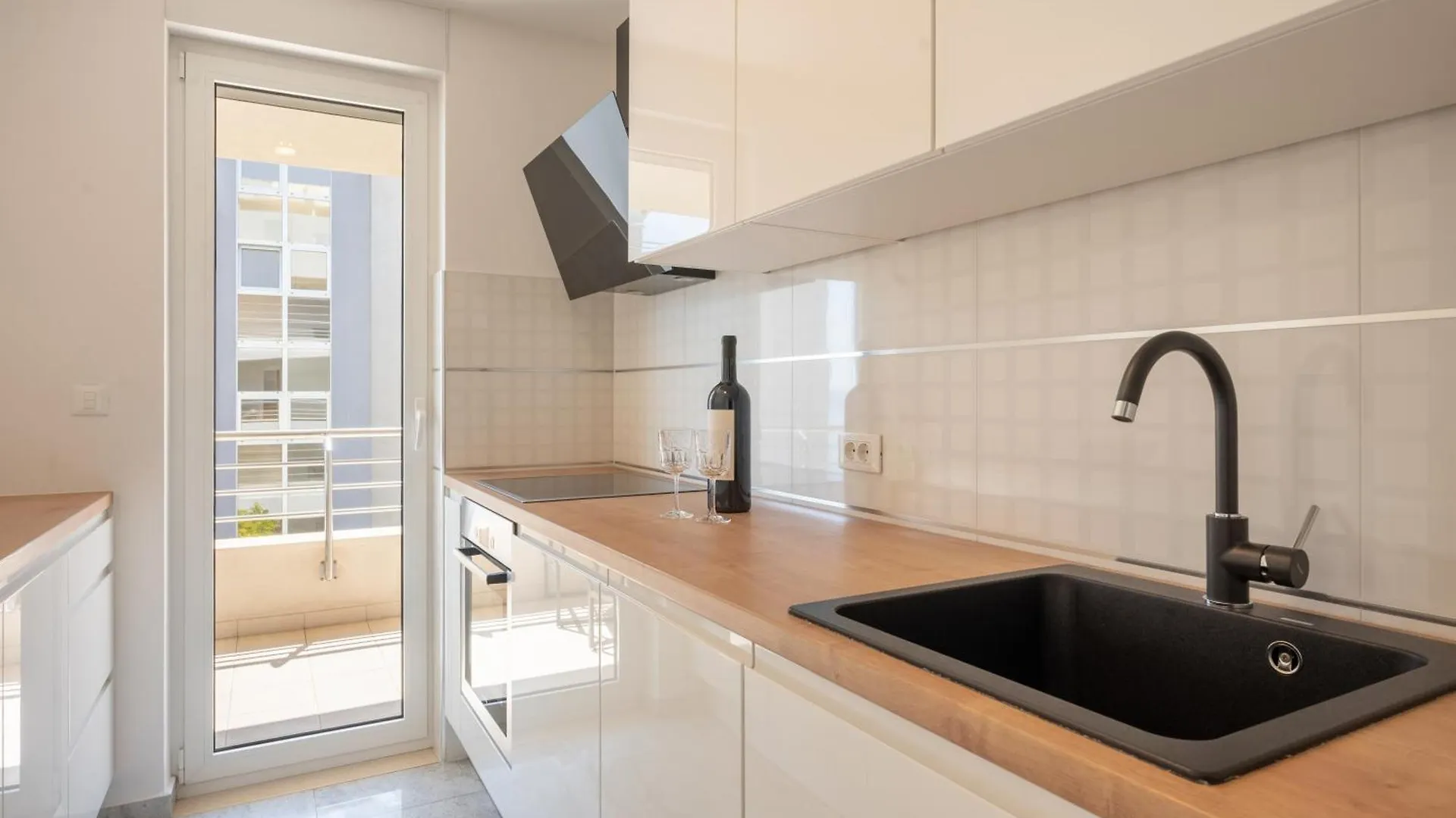 Sea View Apartment By Nono Ban Split